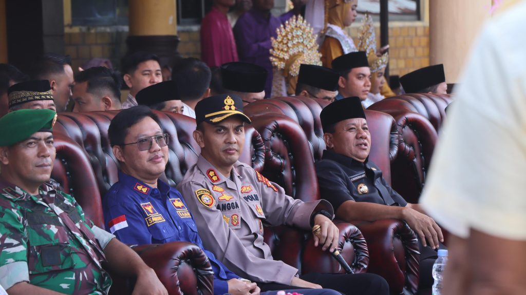 Pacu Jalur Rayon I Cerenti 2025 Resmi Dibuka, Kapolres Kuansing Ajak Masyarakat Junjung Sportivitas dan Keamanan