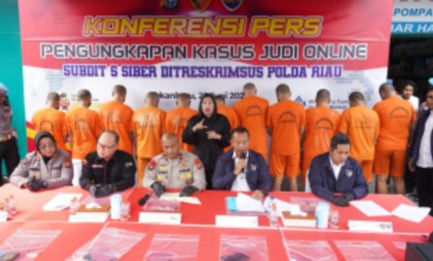 Polda Riau Bongkar Dua Lokasi Judi Online Higgs Domino, Omzet Rp3,6 Miliar Terungkap