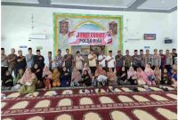 Dekatkan Diri dengan Warga, Polda Riau dan Polresta Pekanbaru Gelar “Jumat Curhat” di Masjid Al-Hidayah Tenayan Raya*  Pekanbaru