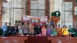 Polda Riau Bersama Polresta Pekanbaru Gelar Kegiatan Minggu Kasih di Gereja HKBP Sumber Sari