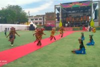 Kuda Lumping Guncang Panggung Festival Pacu Jalur Kuansing, Penonton Terhipnotis