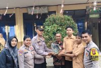 Polsek Limapuluh Gelar Green Policing di SD Negeri 74 Pekanbaru