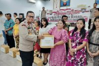 *Polresta Pekanbaru dan Polda Riau Gelar Minggu Kasih di Gereja GPT Kristus Immanuel*
