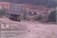 Puluhan Excavator Keruk Batu Cadas dan Emas di Kawasan HGU PT RAPP Kuansing