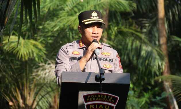 Jawaban Polri atas Keluhan Warga, Kapolresta Pekanbaru Pimpin Doa Bersama dan Mulai Pembangunan Jembatan Presisi di Rumbai*