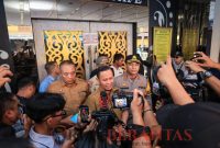 Tak Main-Main! Wali Kota Pekanbaru Segel New Paragon, Operasional Dihentikan Total