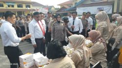 *Dukung Program Nasional Pemberantasan Narkoba, Polresta Pekanbaru Laksanakan Tes Urine terhadap 101 Personel*