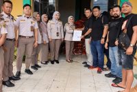 Puluhan Ton Bawang Ilegal di Amankan, Deninteldam XIX/TT Serah Terimakan Barang Bukti ke Karantina Riau