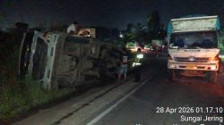 Truk Batubara Bikin Kemacetan Horor Puluhan Kilometer