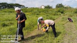 Polresta Pekanbaru Dukung Ketahanan Pangan Nasional, Bhabinkamtibmas Polsek Binawidya Monitoring Lahan Jagung Warga