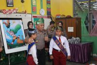 *Polda Riau Tanamkan Green Policing ke Pelajar SDN 42 Pekanbaru, Edukasi Lingkungan Sejak Dini*