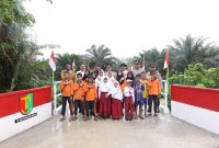 Jembatan Merah Putih Presisi di Kampar, Membuka Jalur Anak Desa Menggapai Cita-cita*