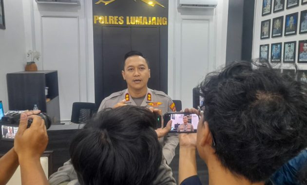*Polres Lumajang Amankan Tiga Tersangka Komplotan Pencurian Berkedok Investasi Fiktif*