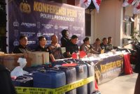 *Polres Probolinggo Ungkap Kejahatan Jalanan dan Peredaran Miras Lintas Daerah, Amankan Sejumlah Tersangka*