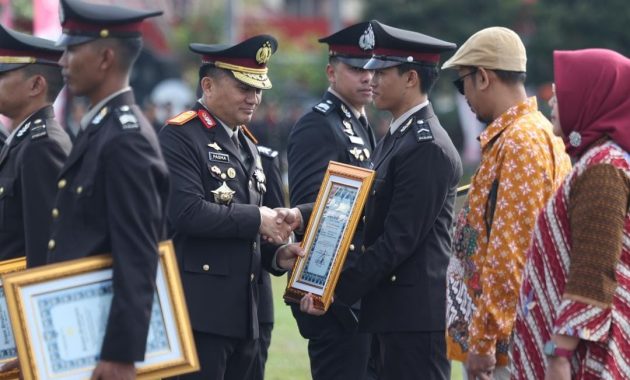 Maknai HUT ke-81 RI, Polda Jatim Tekankan Pelayanan Terbaik untuk Masyarakat