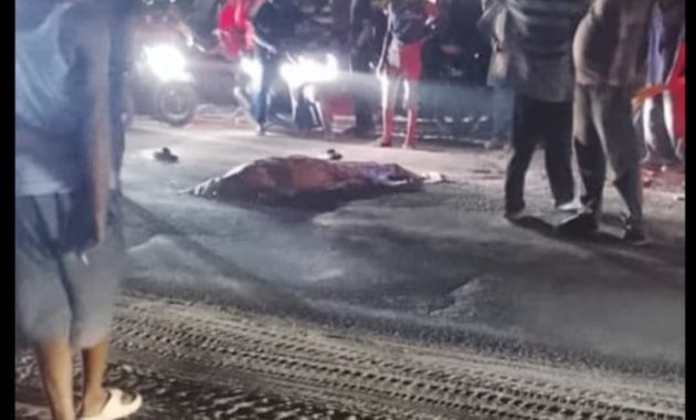 Innalillahi, Tergelincir Tumpahan Oli di Kubang Raya, Ibu Meninggal Dunia Tergilas Truk Tangki di Depan Anak Gadisnya