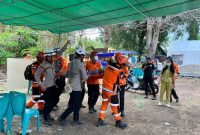 Personel Korbrimob Polri Terus Bergerak, Evakuasi Korban dan Penuhi Kebutuhan Warga Terdampak Gempa